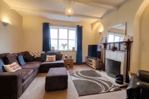 Lounge- click for photo gallery